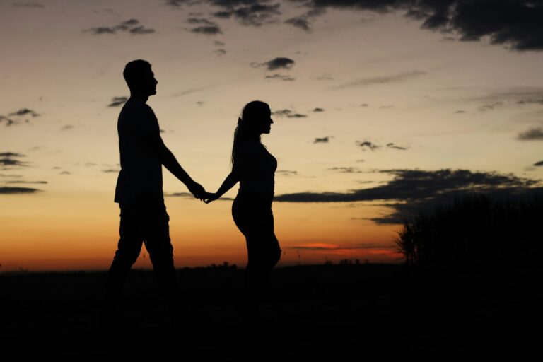 How to Avoid Escort Scams When Looking for Escorts Online – 7 Safety Tips You Should Know